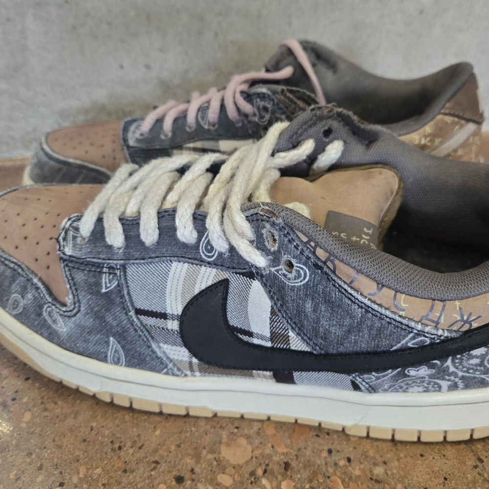 Nike Paisley Plaid Sneakers(OBO)